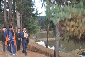 The Governor of Arunachal Pradesh Shri V. Shanmuganathan visited the Regional High Altitude Fish Seed Farm, Tarin at Ziro on 31st December 2016.